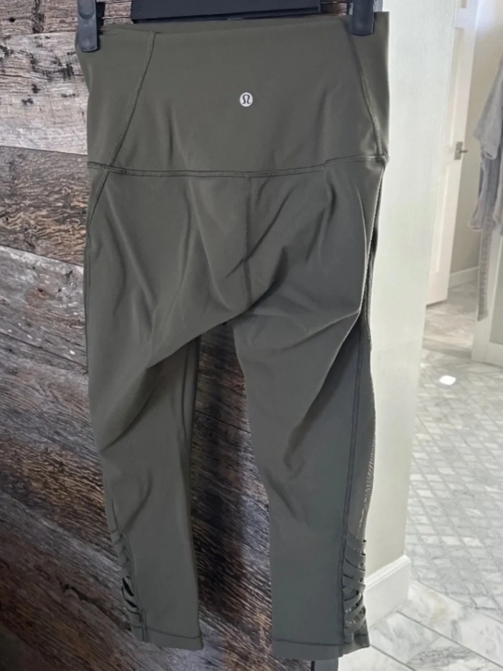 Lululemon Minimalist Crop Leggings Fatigue Green Size 6